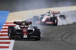 AYXapp下载-梅赛德斯碾压雷诺车队，周冠宇惊艳四座的简单介绍