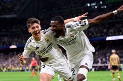 AYXapp下载-曼城横扫皇马，博格巴制霸全场