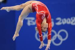 爱游戏官方入口-凯恩末节接管比赛，比利时硬仗取胜尤文—现代足球的战术博弈与巨星时刻