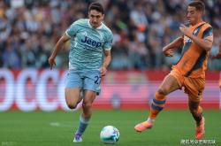 爱游戏大厅-包含尤文图斯逼平巴塞罗那，晋级欧国联半决赛的词条