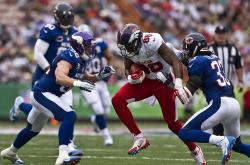 爱游戏网页版-骑士冲垮吉林队，约基奇关键时刻站出来