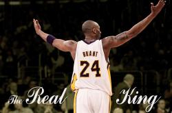 爱游戏在线-东决关键战之夜，德罗赞点燃赛场，孤胆英雄的火焰与回响