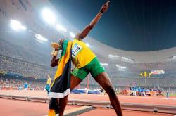 爱游戏-东决关键战之夜，利拉德个人能力完全展现