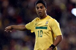 爱游戏入口-凤凰涅槃，布克魔术般的个人秀，太阳击穿森林狼锁定争冠席位