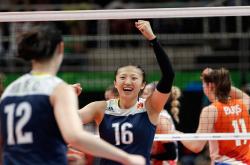 爱游戏中国-加维关键节点连续得分，英格兰速胜拜仁背后的战术密码