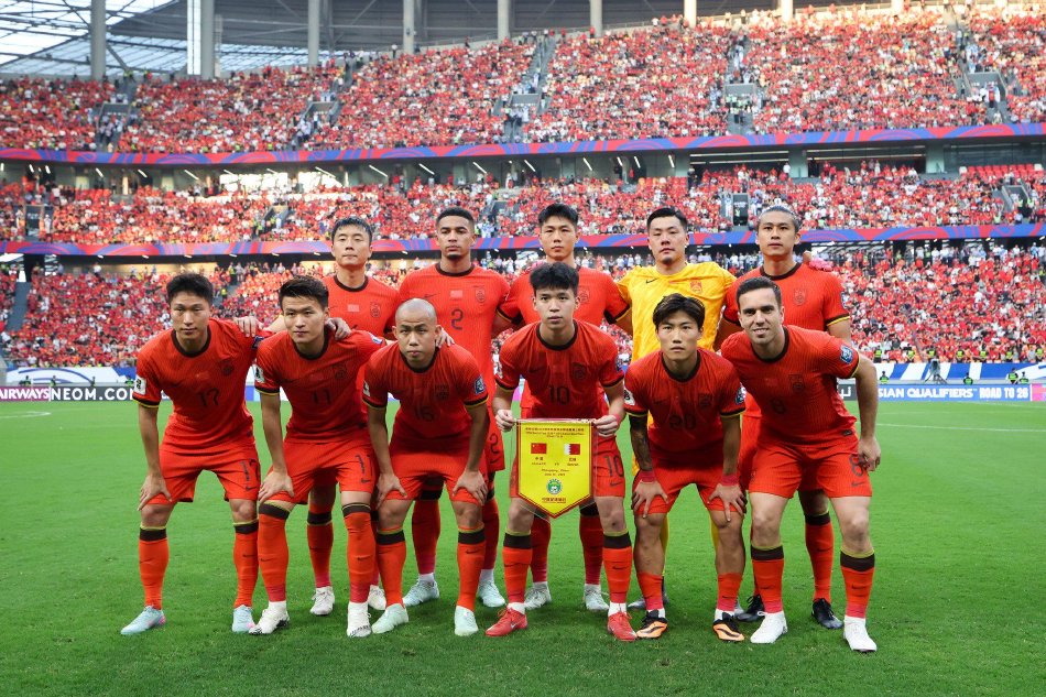 包含巴林球队凭借优势，成功晋级亚洲足球杯的词条