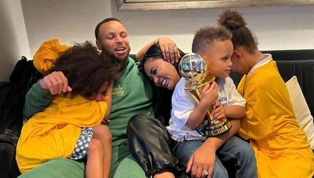 汉堡斯堡宣布与老球星解约,引发球迷哗然的简单介绍 汉堡斯堡宣布与老球星解约,引发球迷哗然的简单介绍