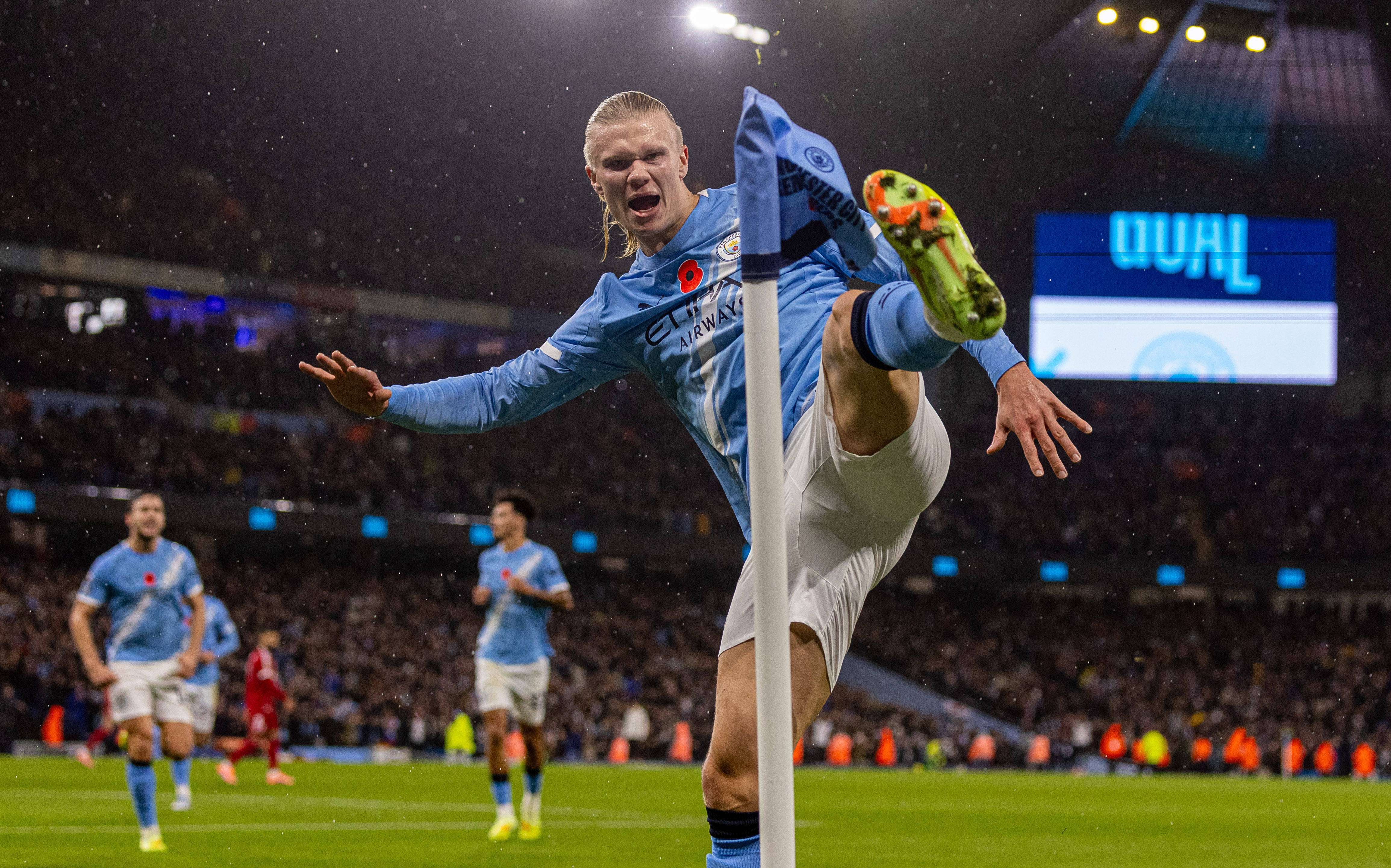 包含曼城大胜利兹联，晋级之路更坦的词条