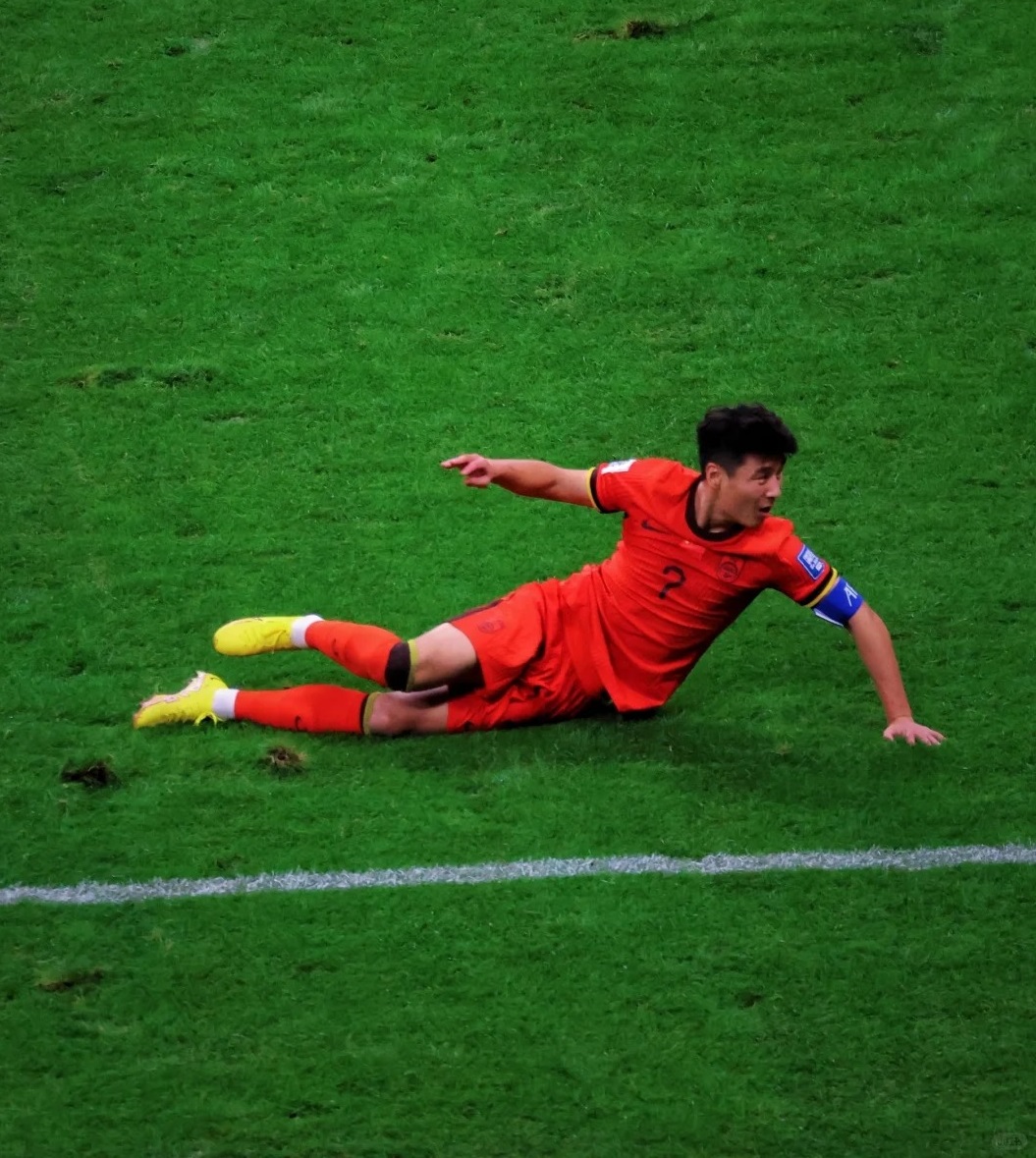 包含球队状态神勇，锋线进攻势不可挡的词条