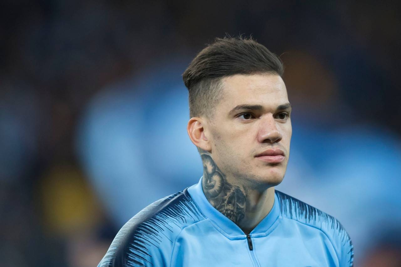 包含贝尔福球员在比赛中露出进攻犀利一面,为球队贡献进球的词条 包含贝尔福球员在比赛中露出进攻犀利一面,为球队贡献进球的词条