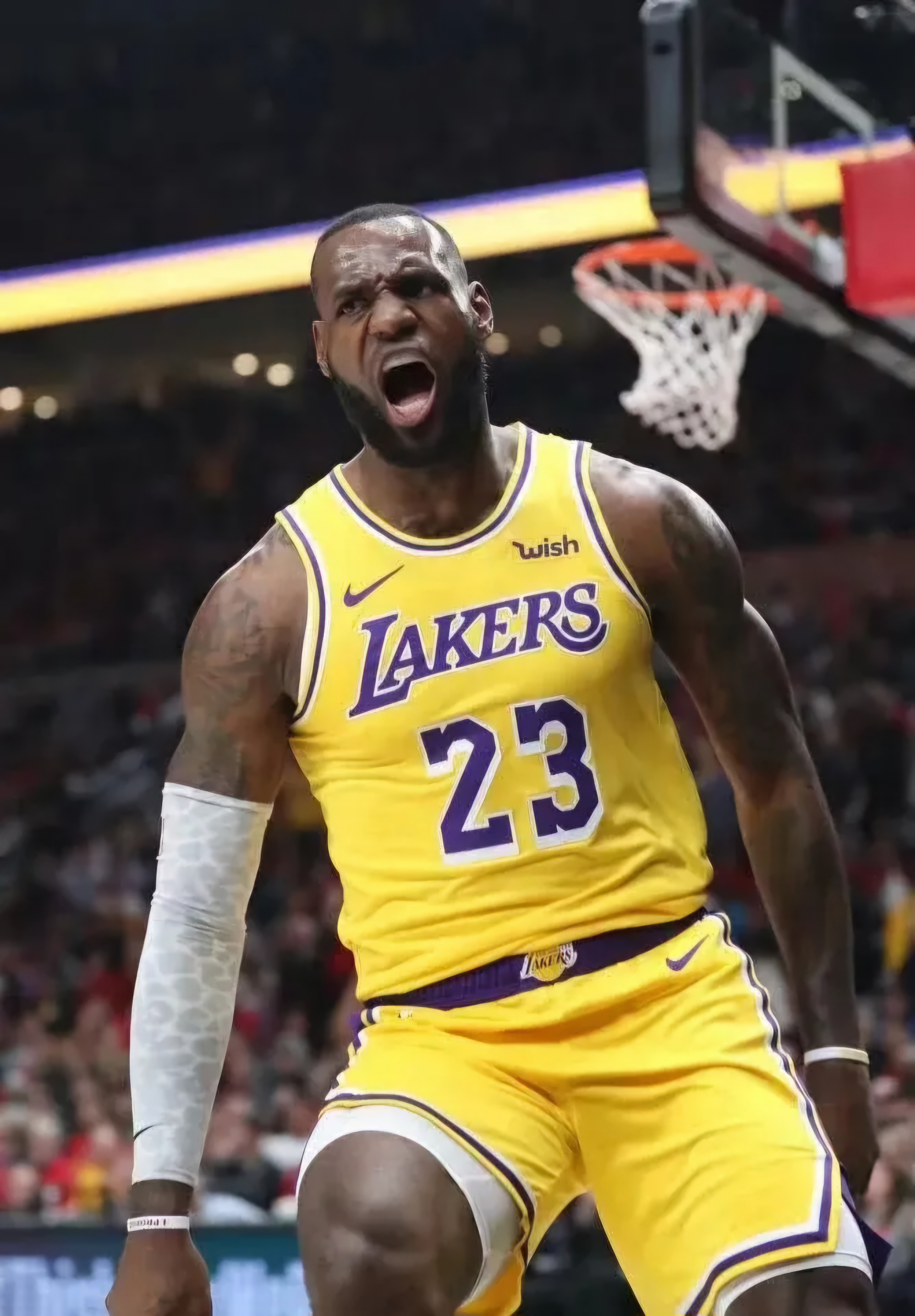 关于NBA勒布朗詹姆斯创下生涯新纪录,成为历史上得分最多的球员的信息 关于NBA勒布朗詹姆斯创下生涯新纪录,成为历史上得分最多的球员的信息