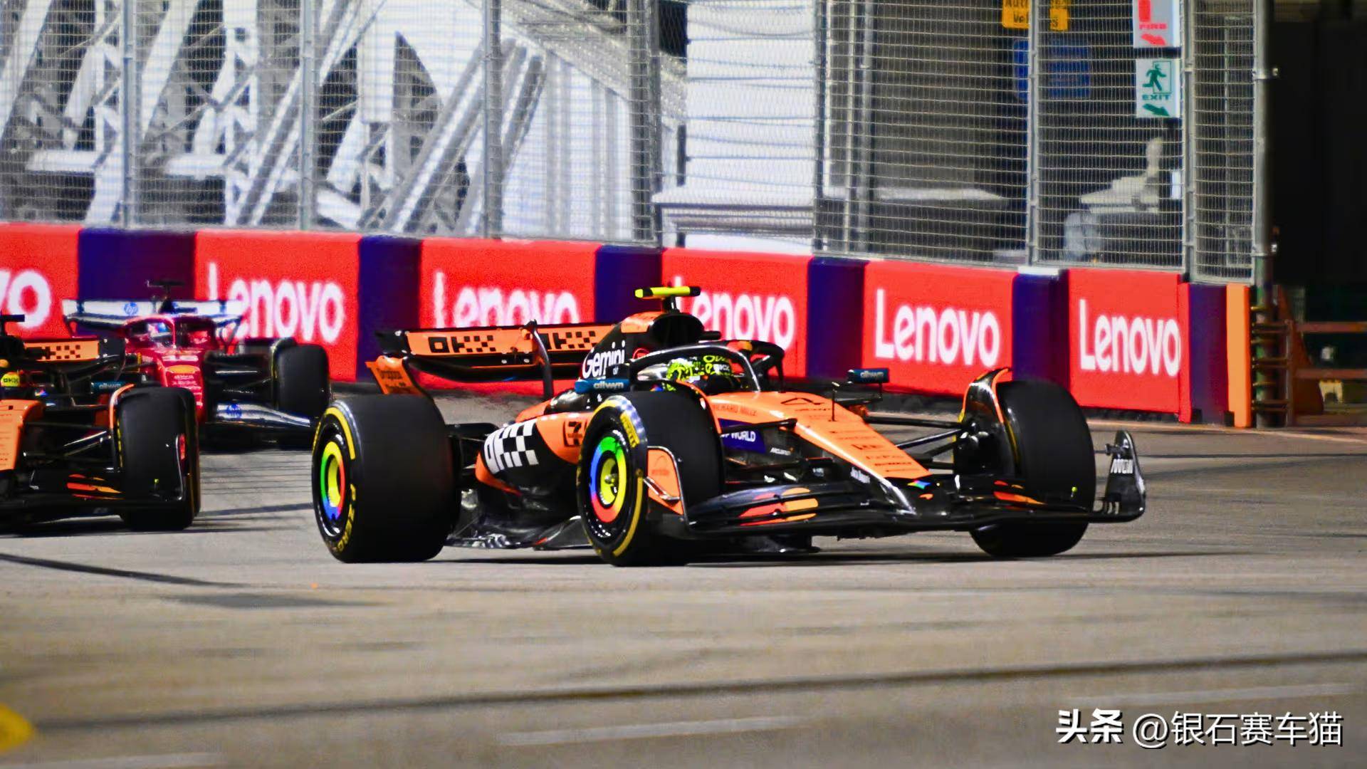 包含梅赛德斯轻取迈凯伦，汉密尔顿关键制胜的词条