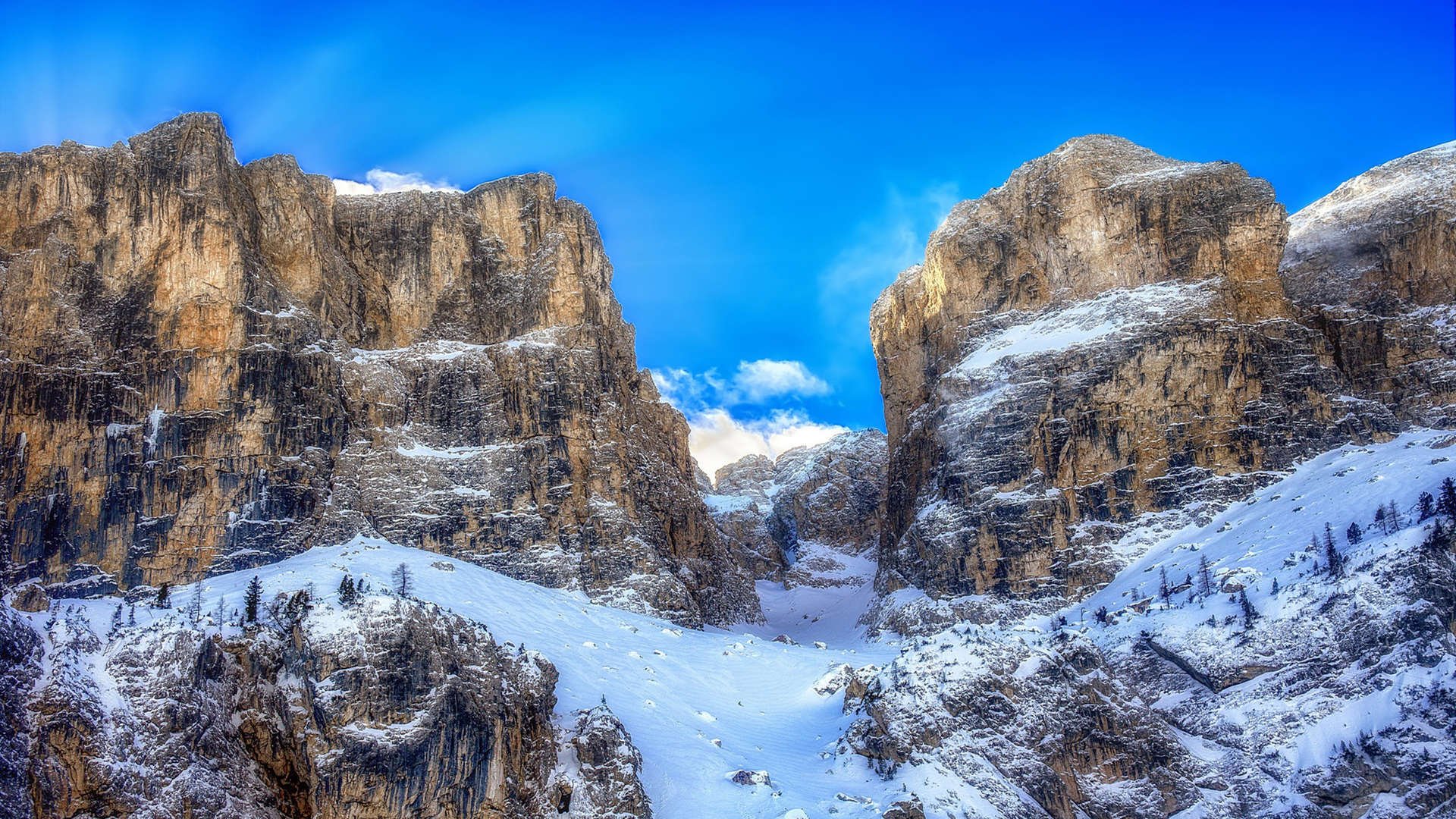 奥纳纳展现巨星价值,皇马横扫卡塔尔,诠释现代足球的胜利方程式