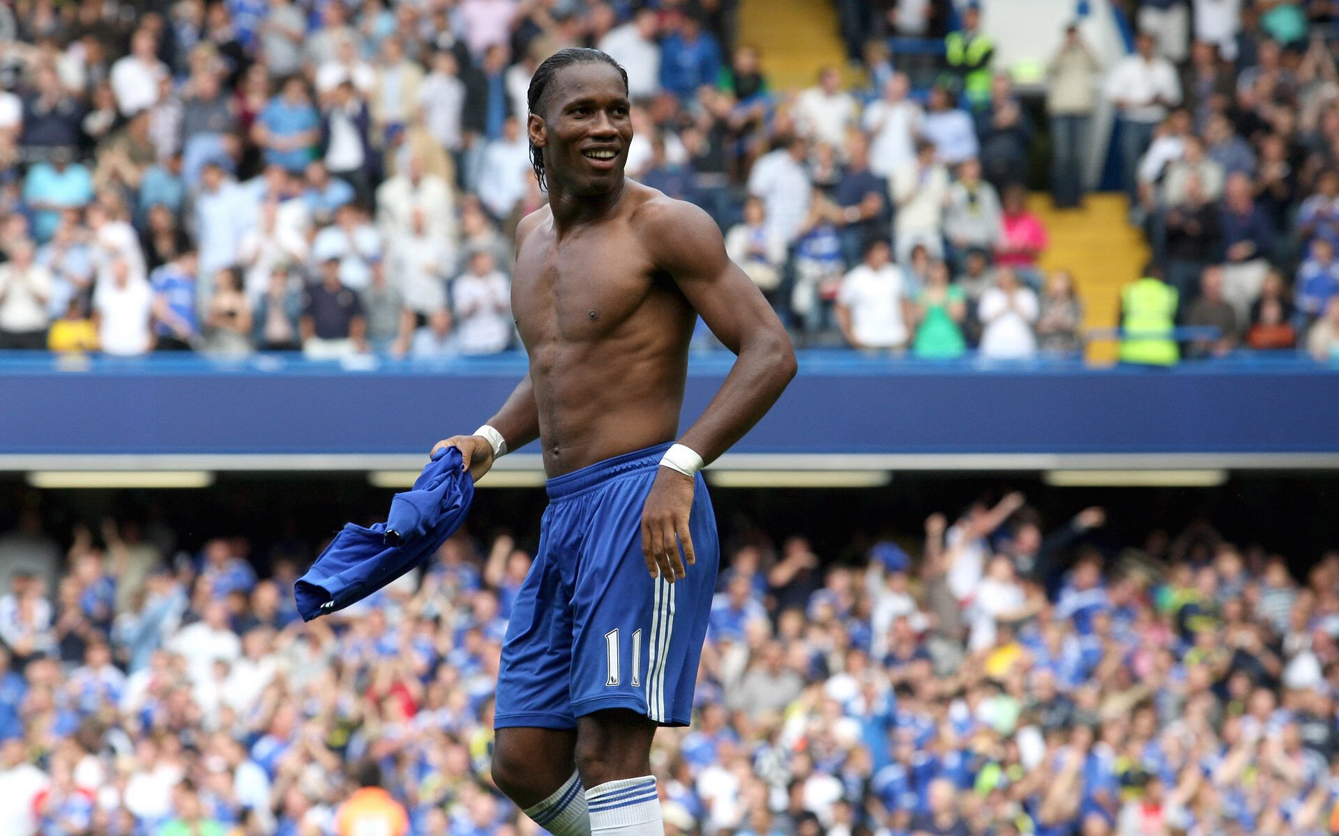 跨界巅峰,深圳雷霆之战与英超福克斯时刻—论决胜时刻的领袖意志