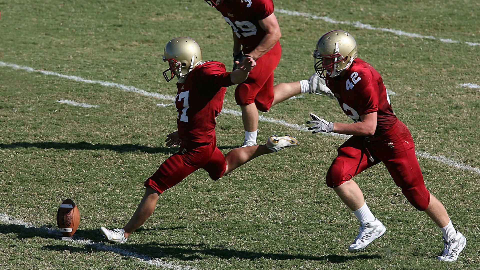 伊布天神下凡接管世界排名争夺战，乌拉圭强势击溃委内瑞拉书写南美新秩序
